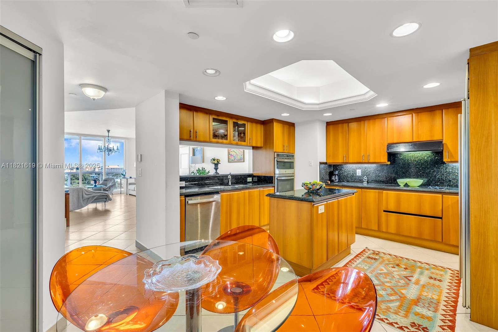 9559 Collins Ave #S8-G Surfside, FL 33154