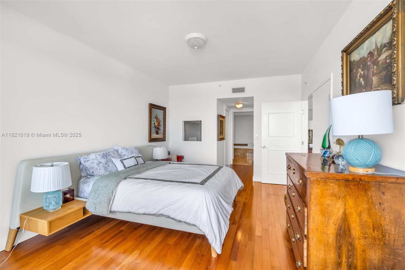 9559 Collins Ave #S8-G Surfside, FL 33154