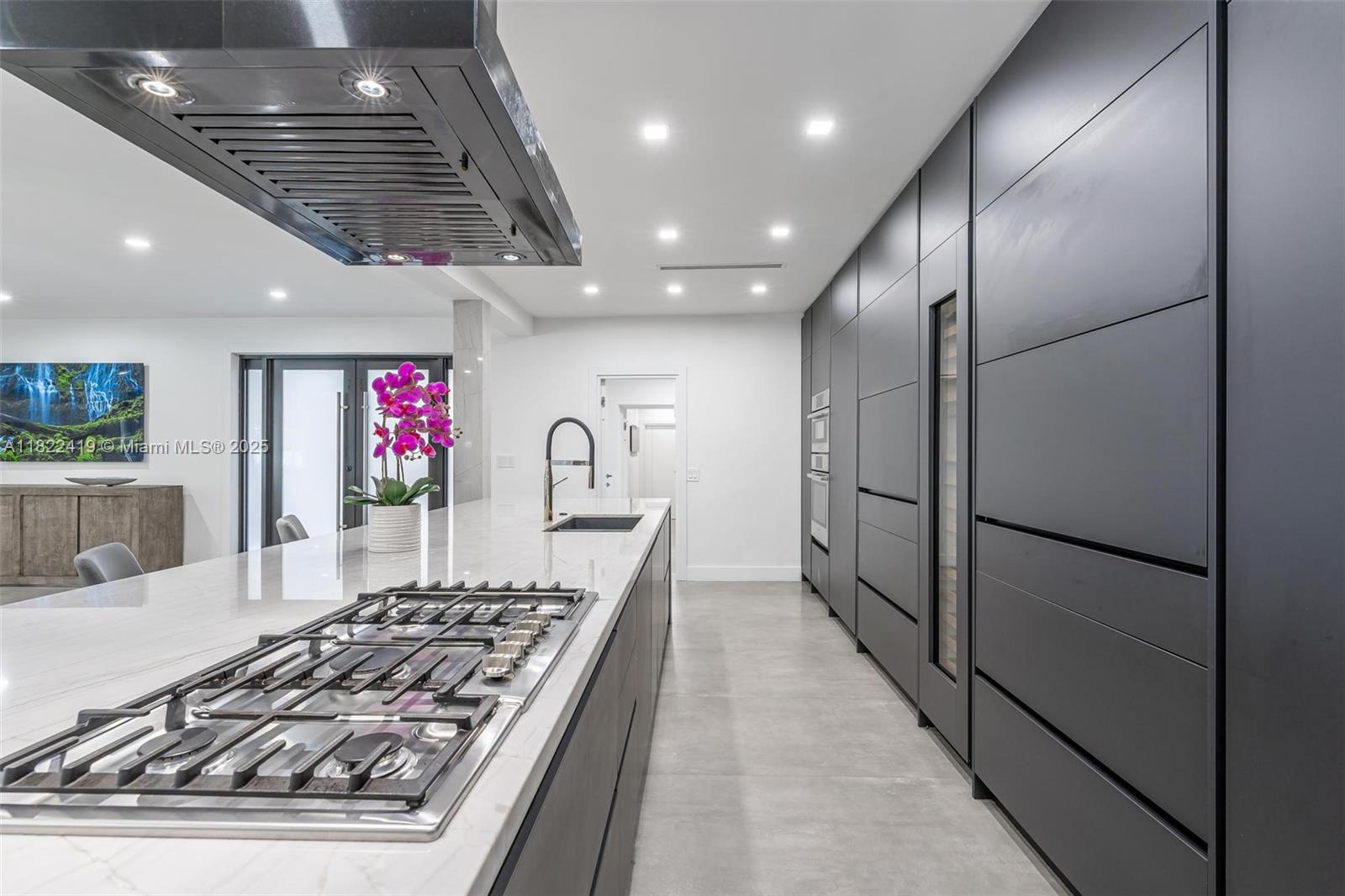 1331 97th St Bay Harbor Islands, FL 33154