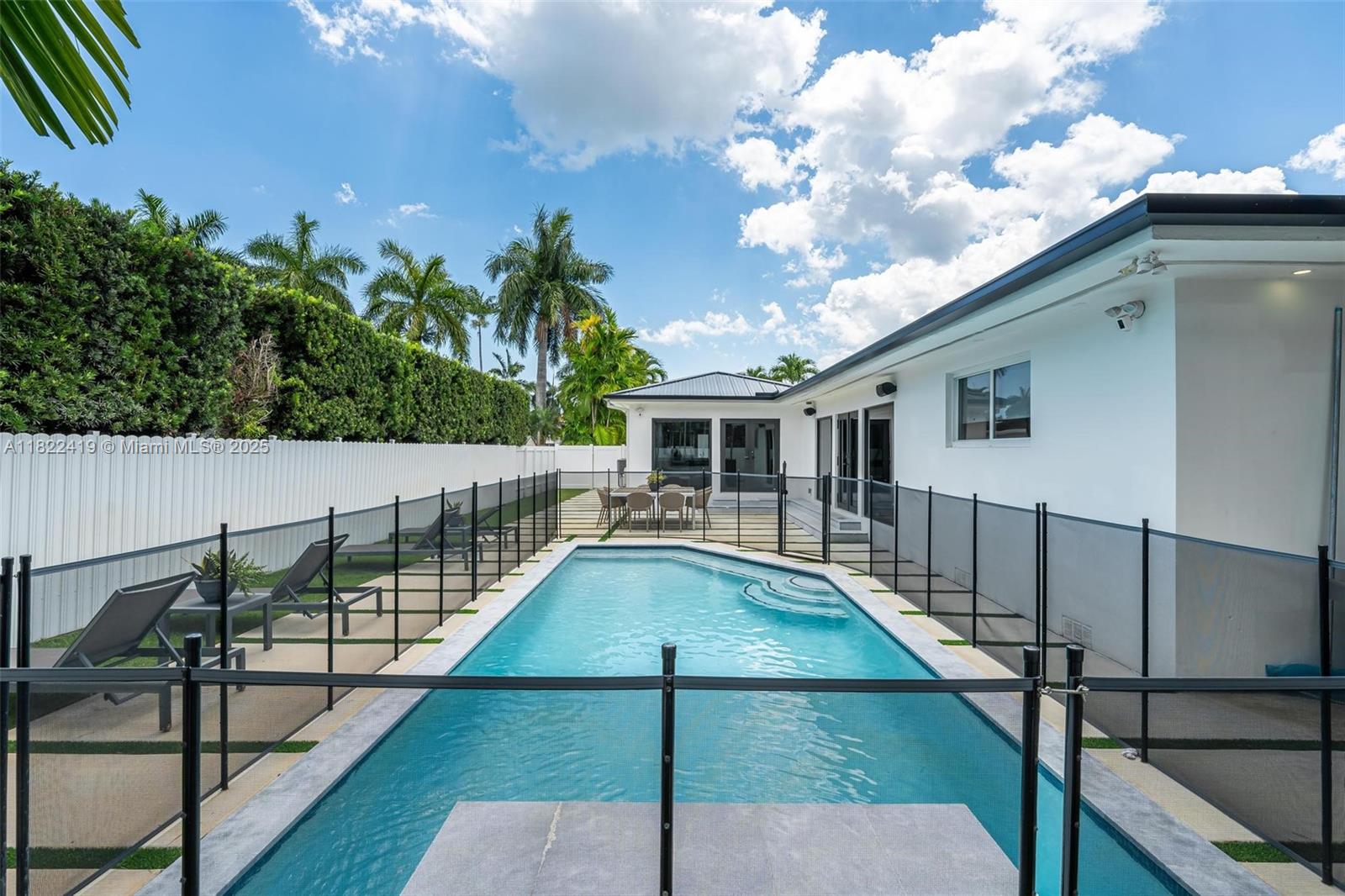 1331 97th St Bay Harbor Islands, FL 33154