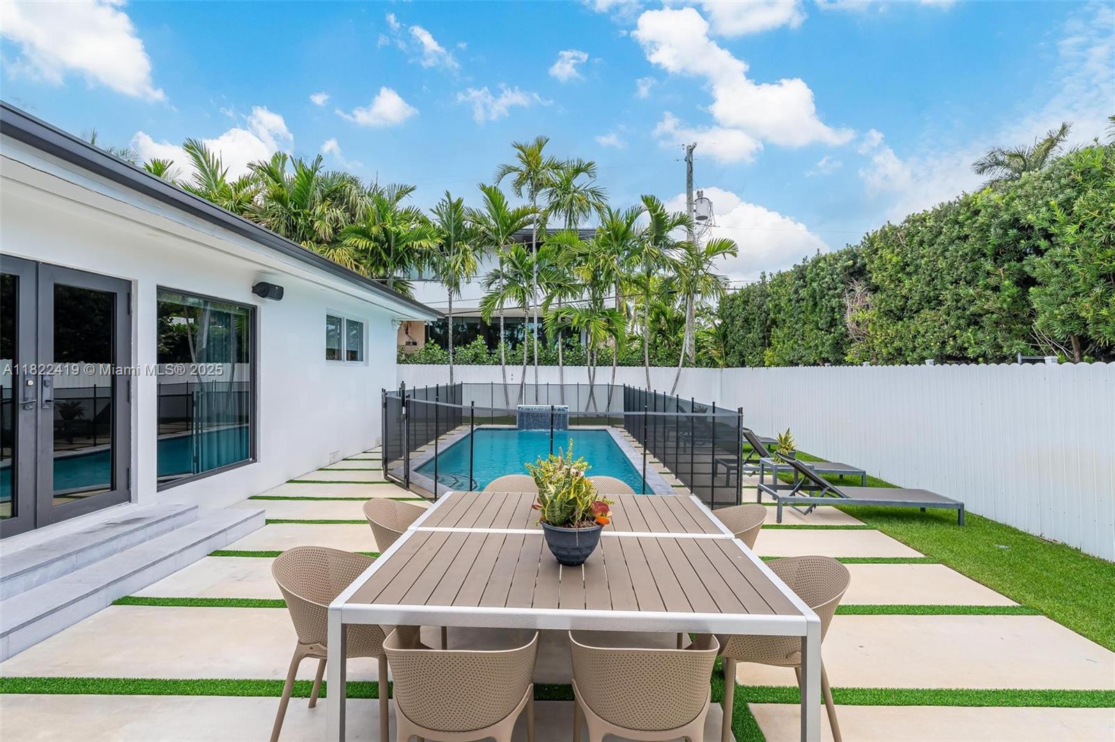 1331 97th St Bay Harbor Islands, FL 33154