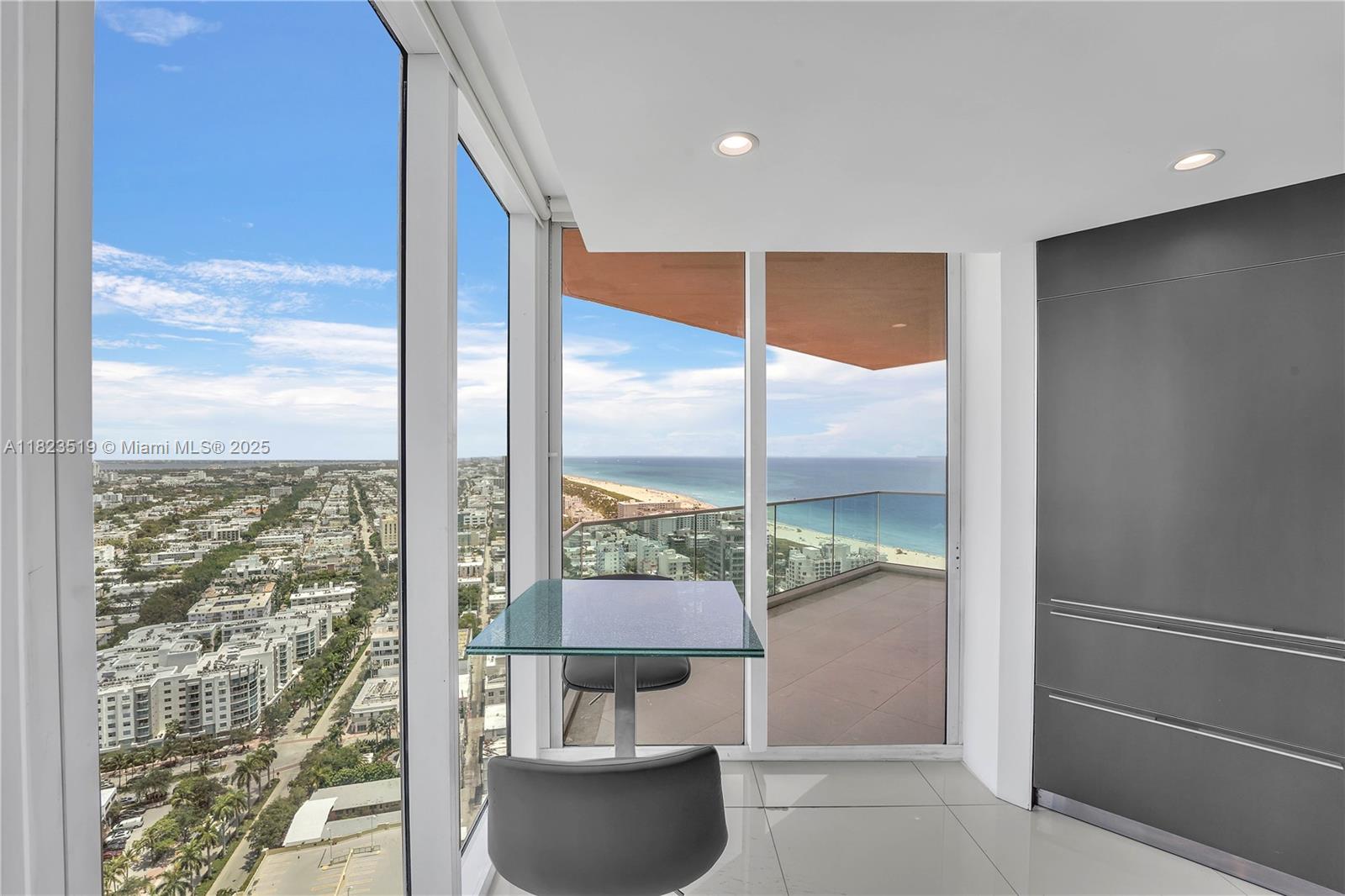 image Portofino Tower Condo12