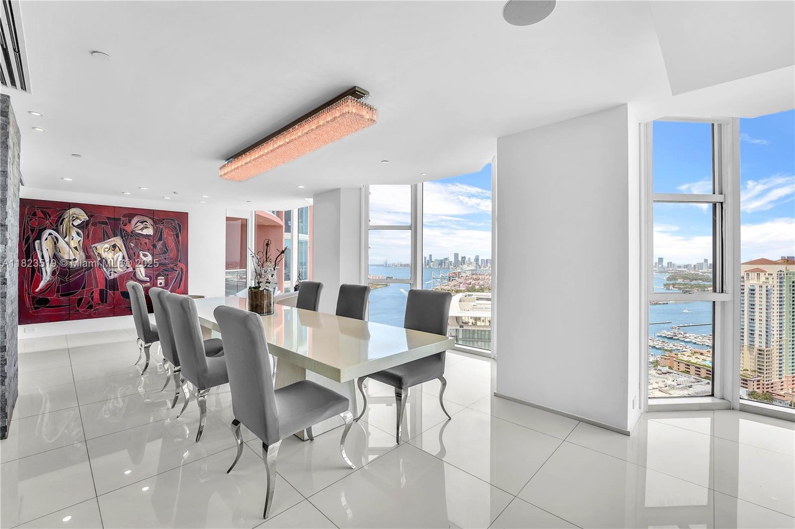 image Portofino Tower Condo13