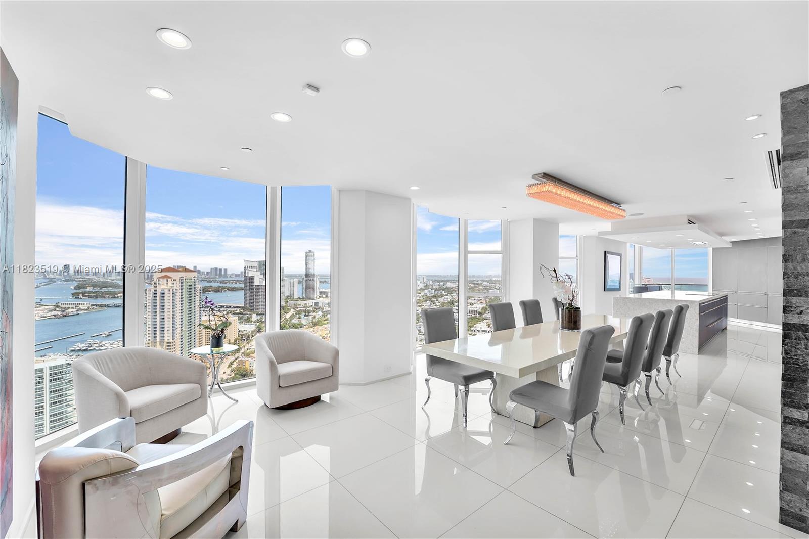 image Portofino Tower Condo14