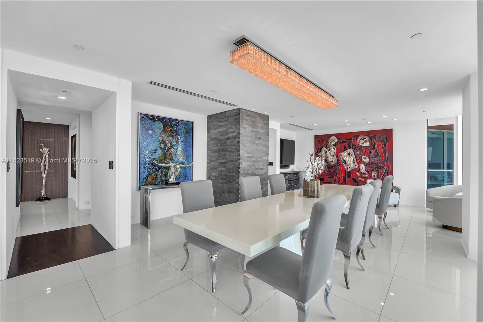 image Portofino Tower Condo16