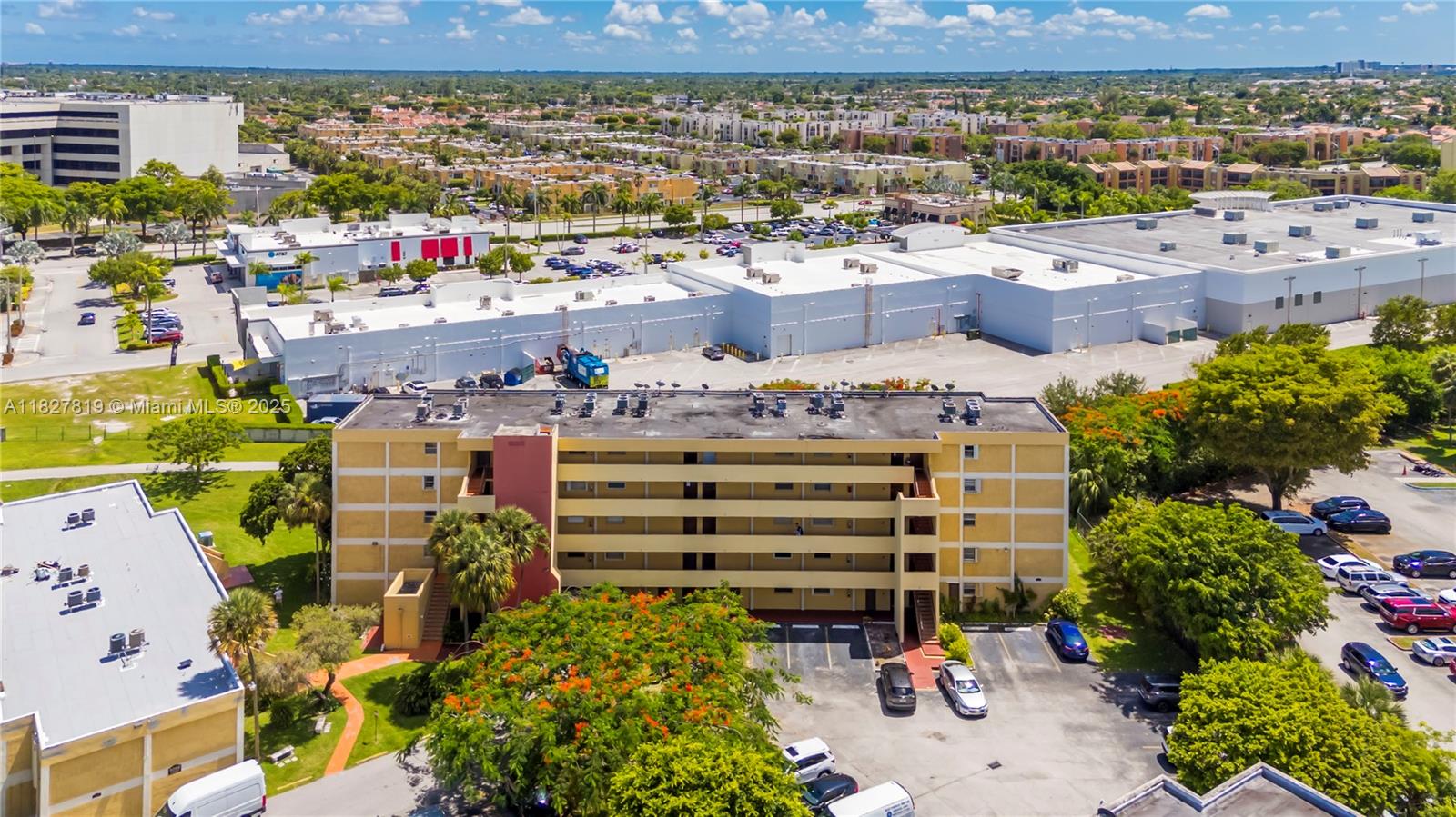 9280 Fontainebleau Blvd #206