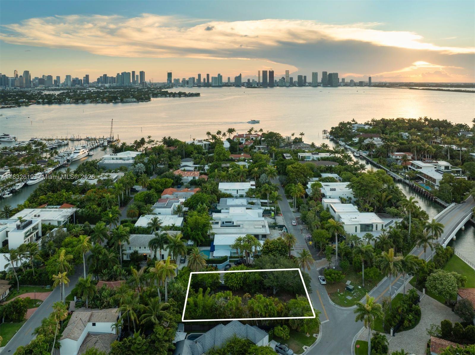 2121 Regatta Ave Miami Beach, FL 33140