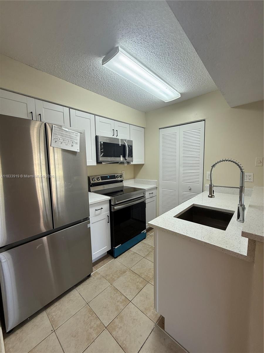 1261 SW 46th Ave #2007