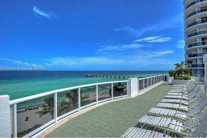 16711 Collins Ave #602 Sunny Isles Beach, FL 33160