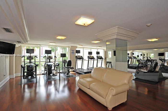 16711 Collins Ave #602 Sunny Isles Beach, FL 33160