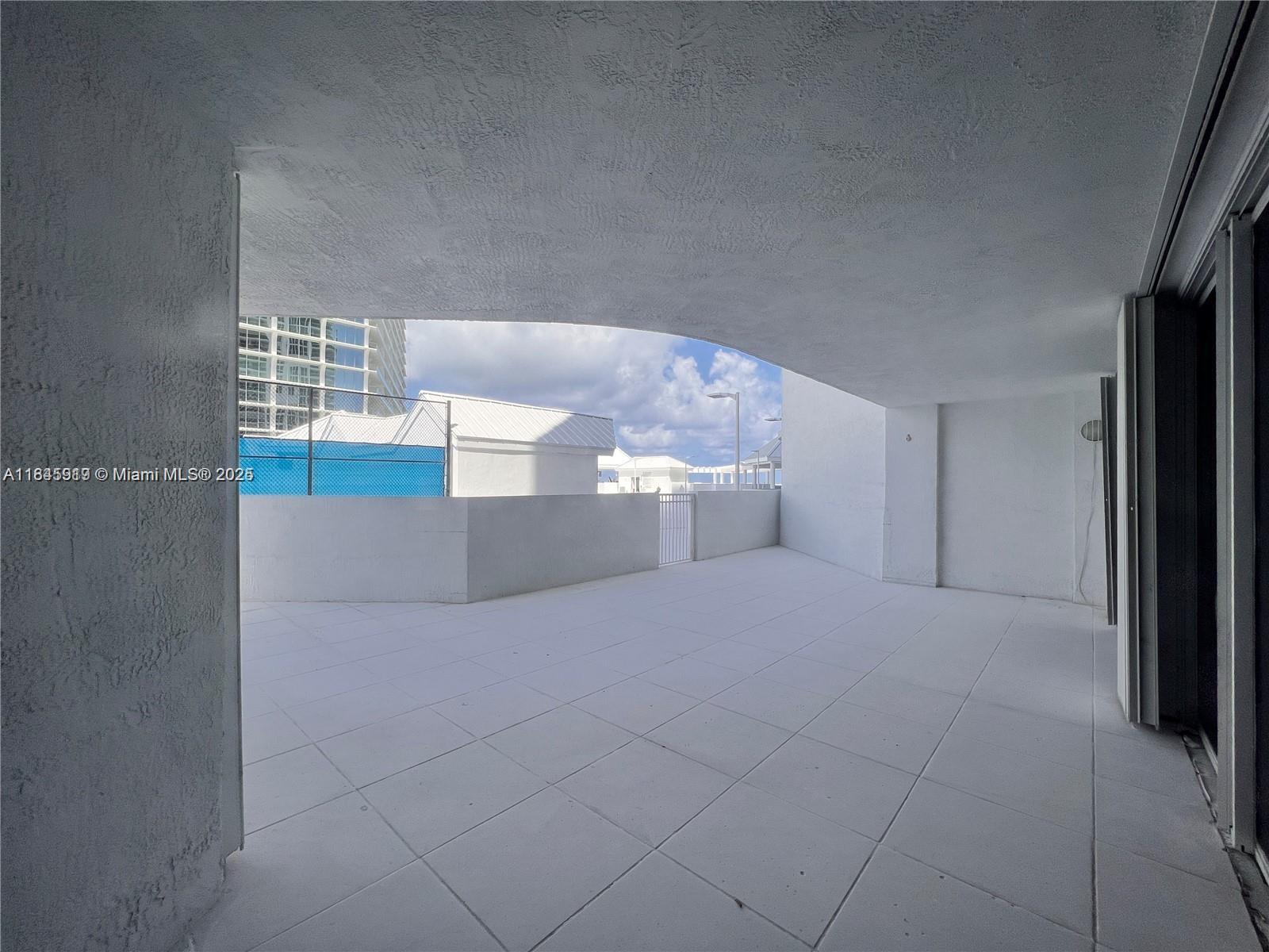 16711 Collins Ave #602 Sunny Isles Beach, FL 33160