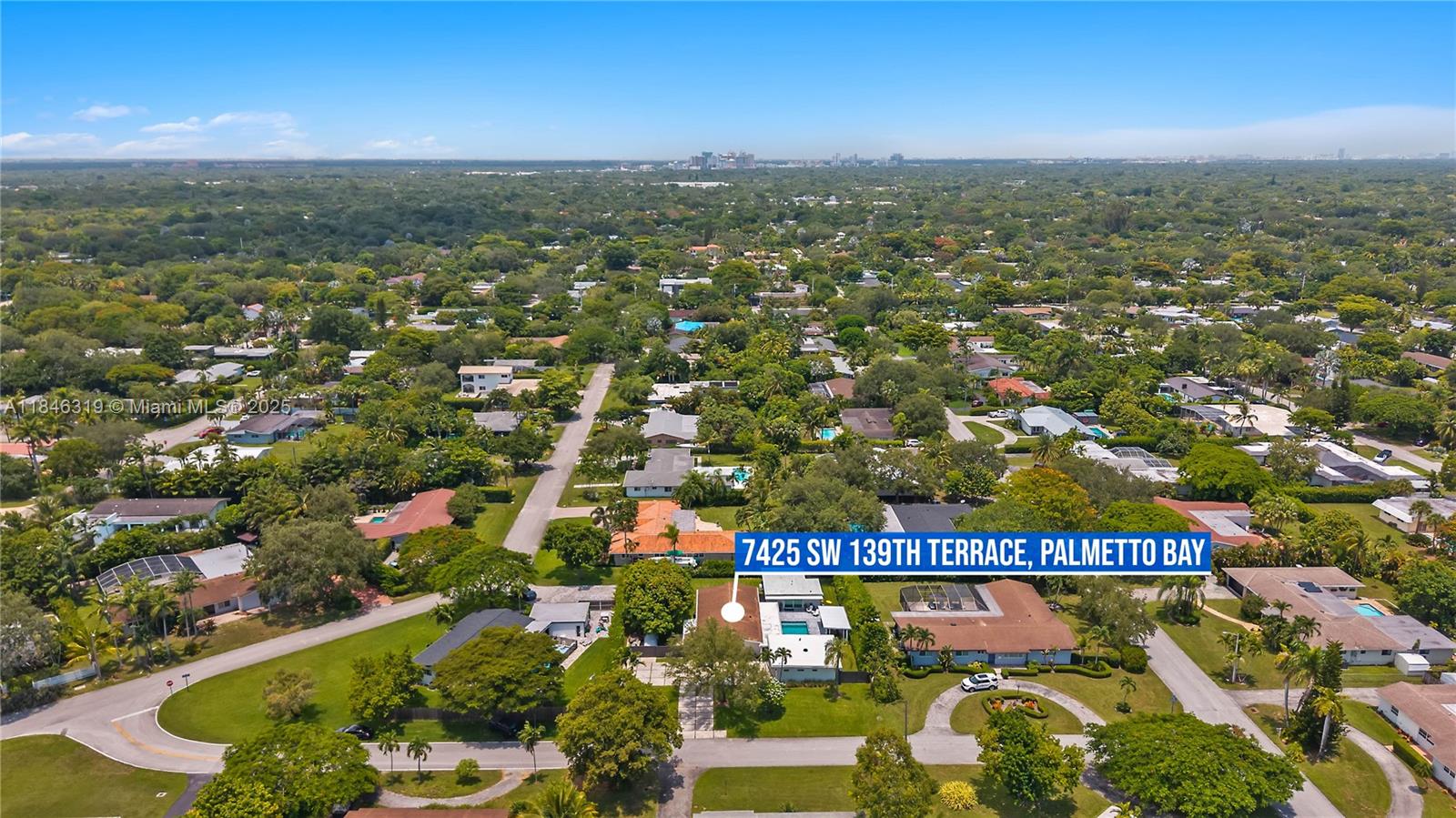 7425 SW 139th Ter Palmetto Bay, FL 33158