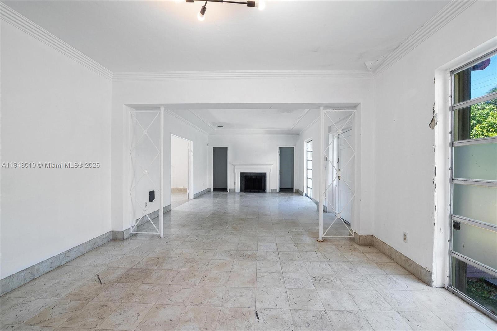 9400 Abbott Ave Surfside, FL 33154