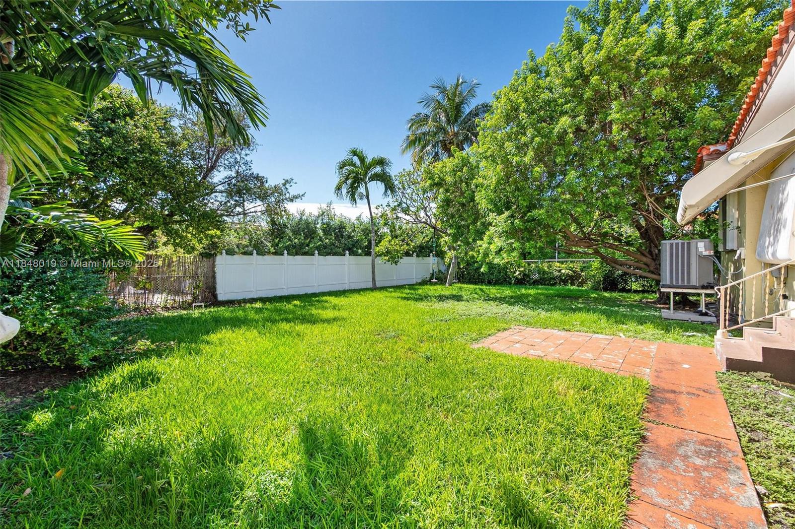 9400 Abbott Ave Surfside, FL 33154