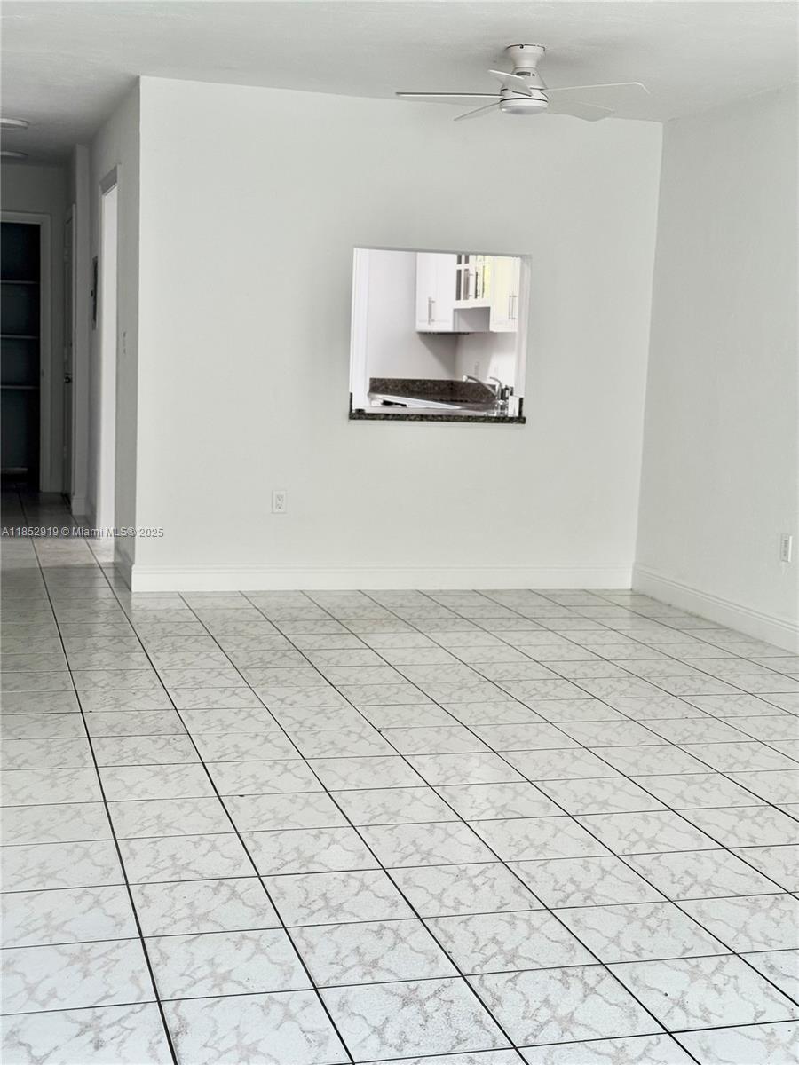 251 Galen Dr #204E