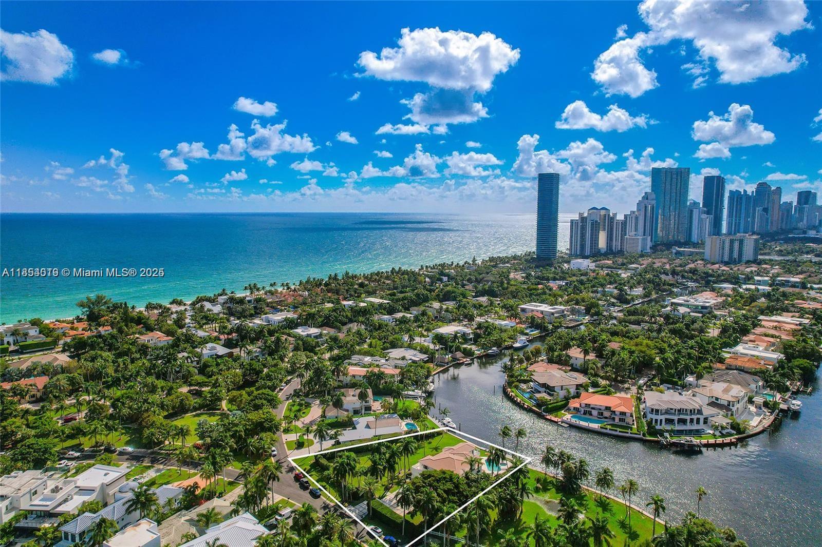 288 S Parkway Pkwy Golden Beach, FL 33160