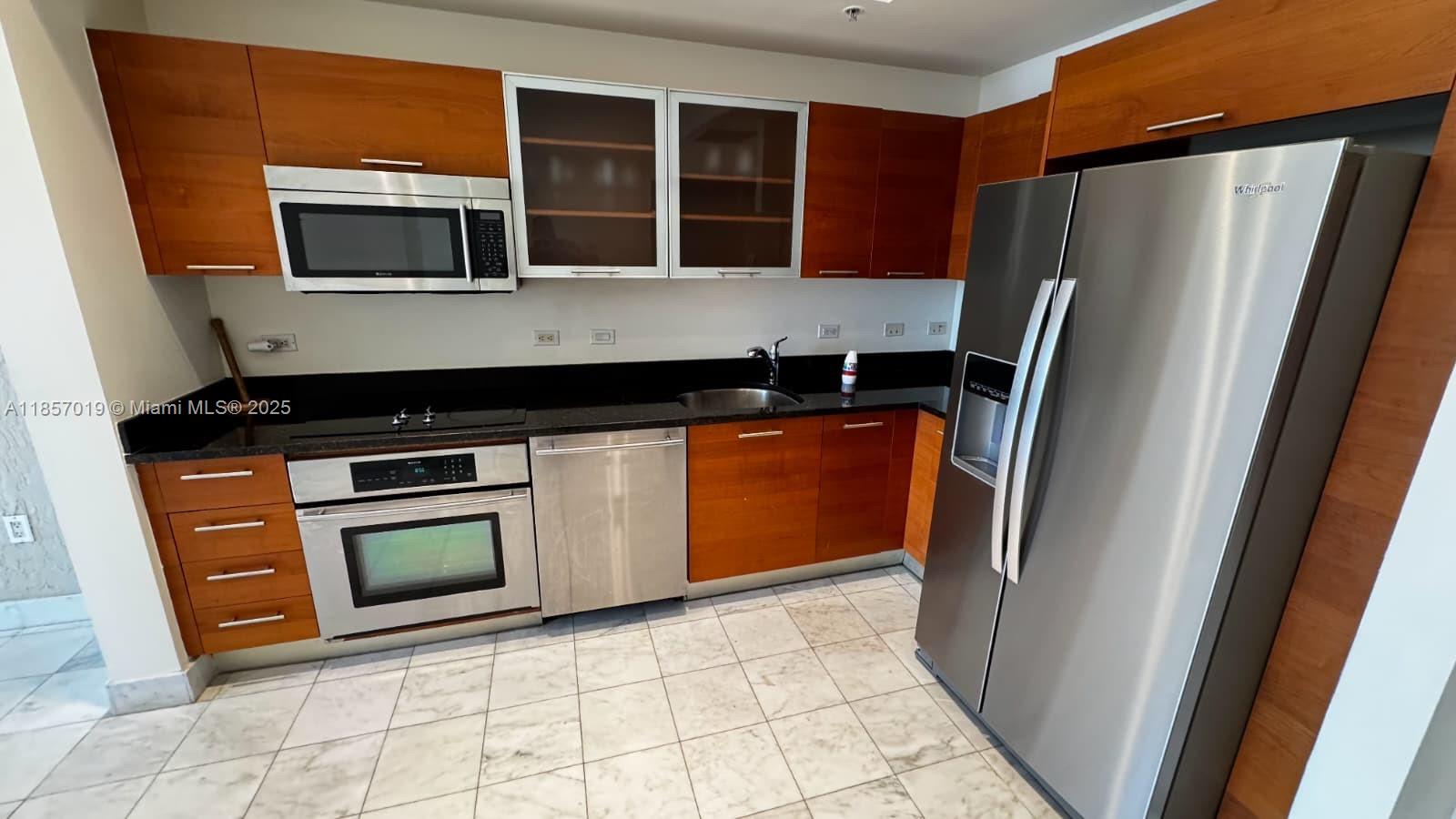 image Two Midtown Miami Condo14