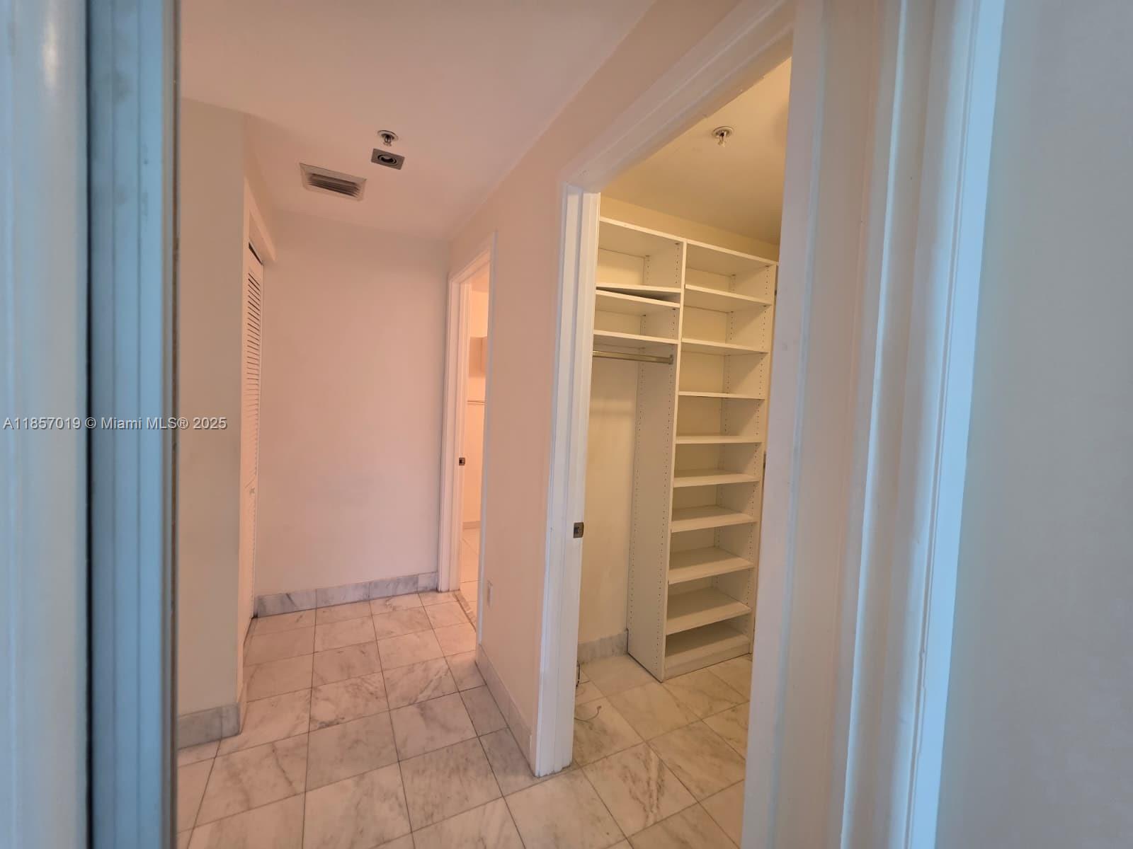 image Two Midtown Miami Condo18