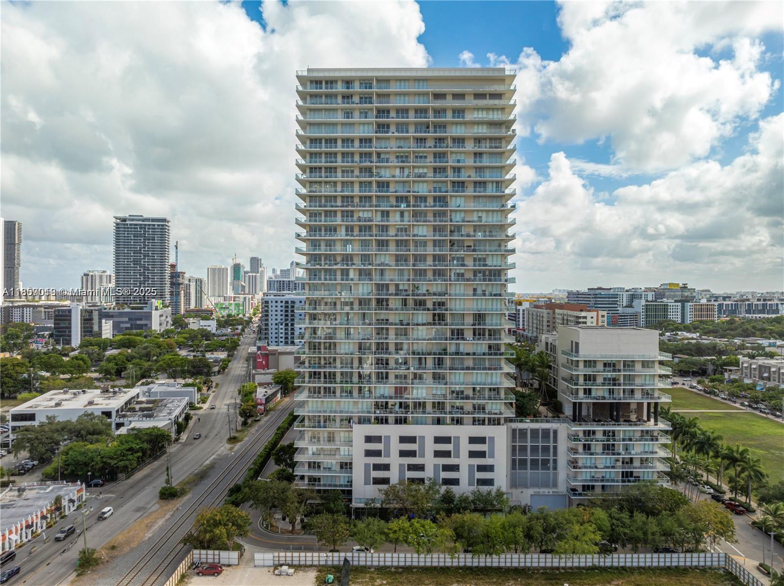 image Two Midtown Miami Condo1