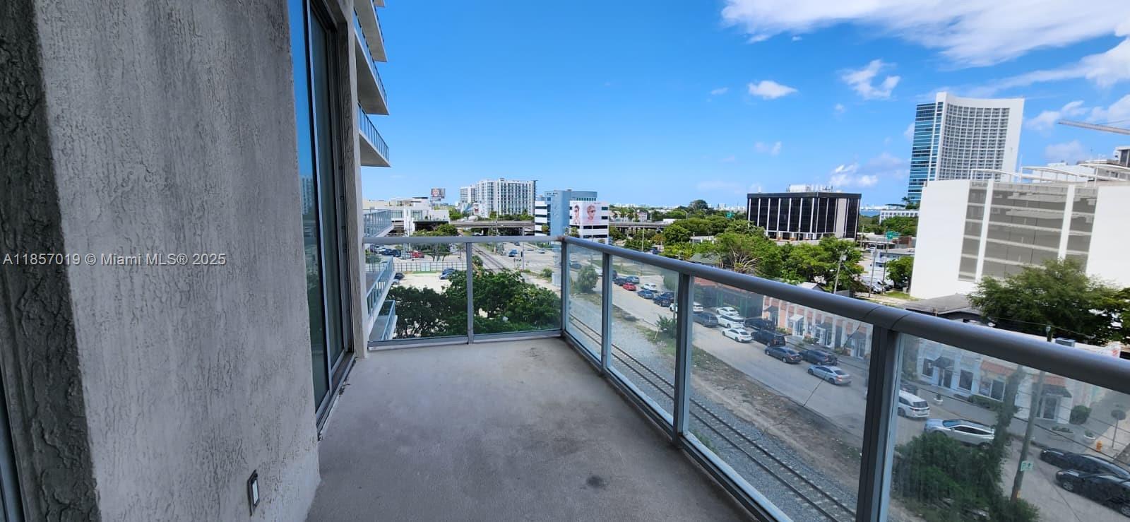 image Two Midtown Miami Condo30