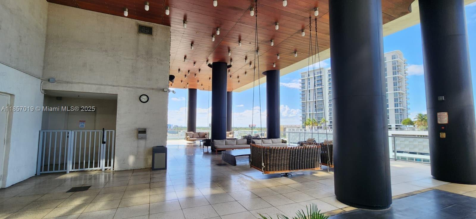image Two Midtown Miami Condo34