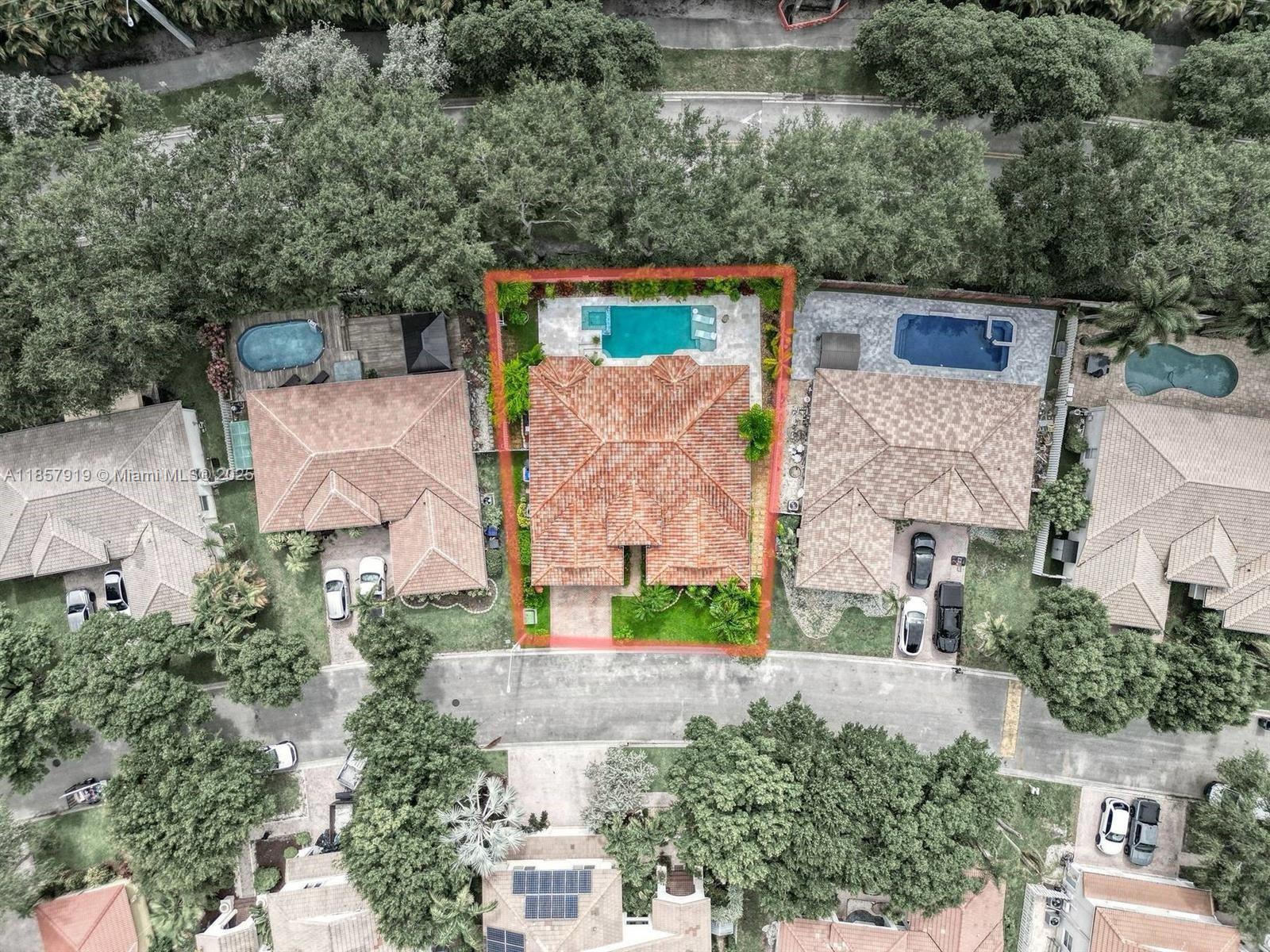 5323 SW 34th Way Hollywood, FL 33312