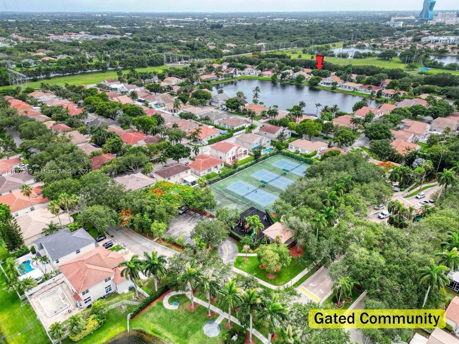 5323 SW 34th Way Hollywood, FL 33312