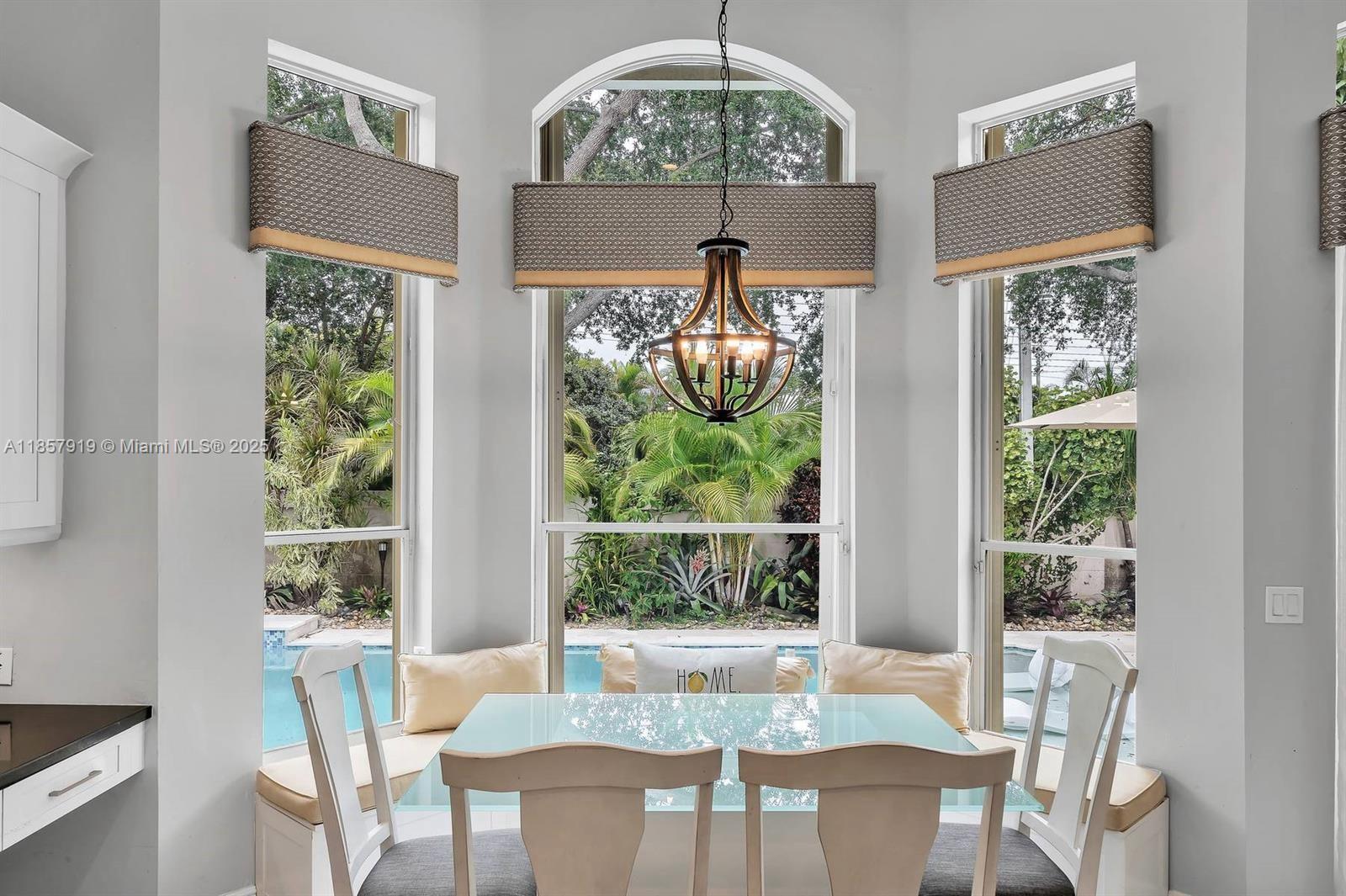 5323 SW 34th Way Hollywood, FL 33312