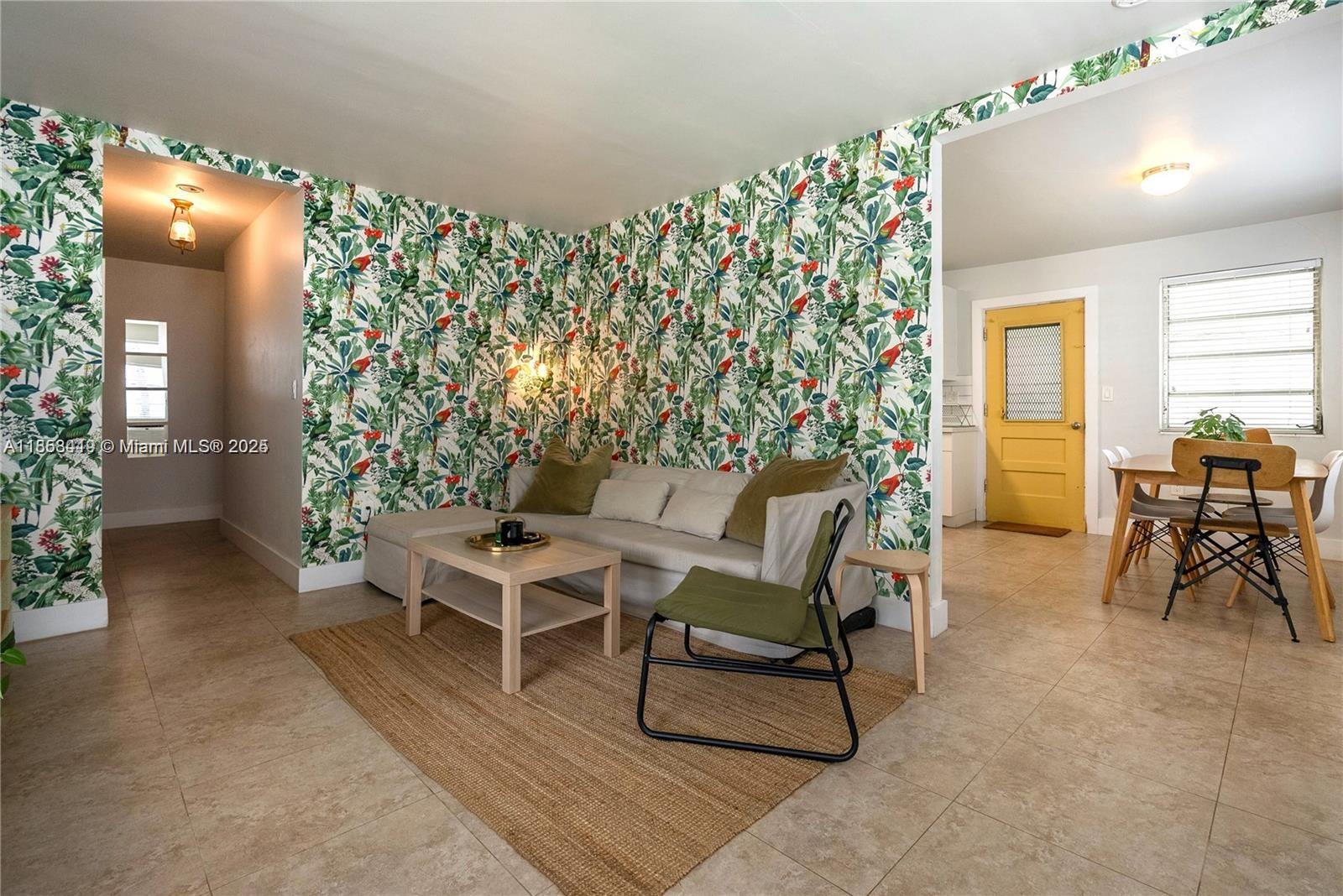 320 NE 55th Ter #320