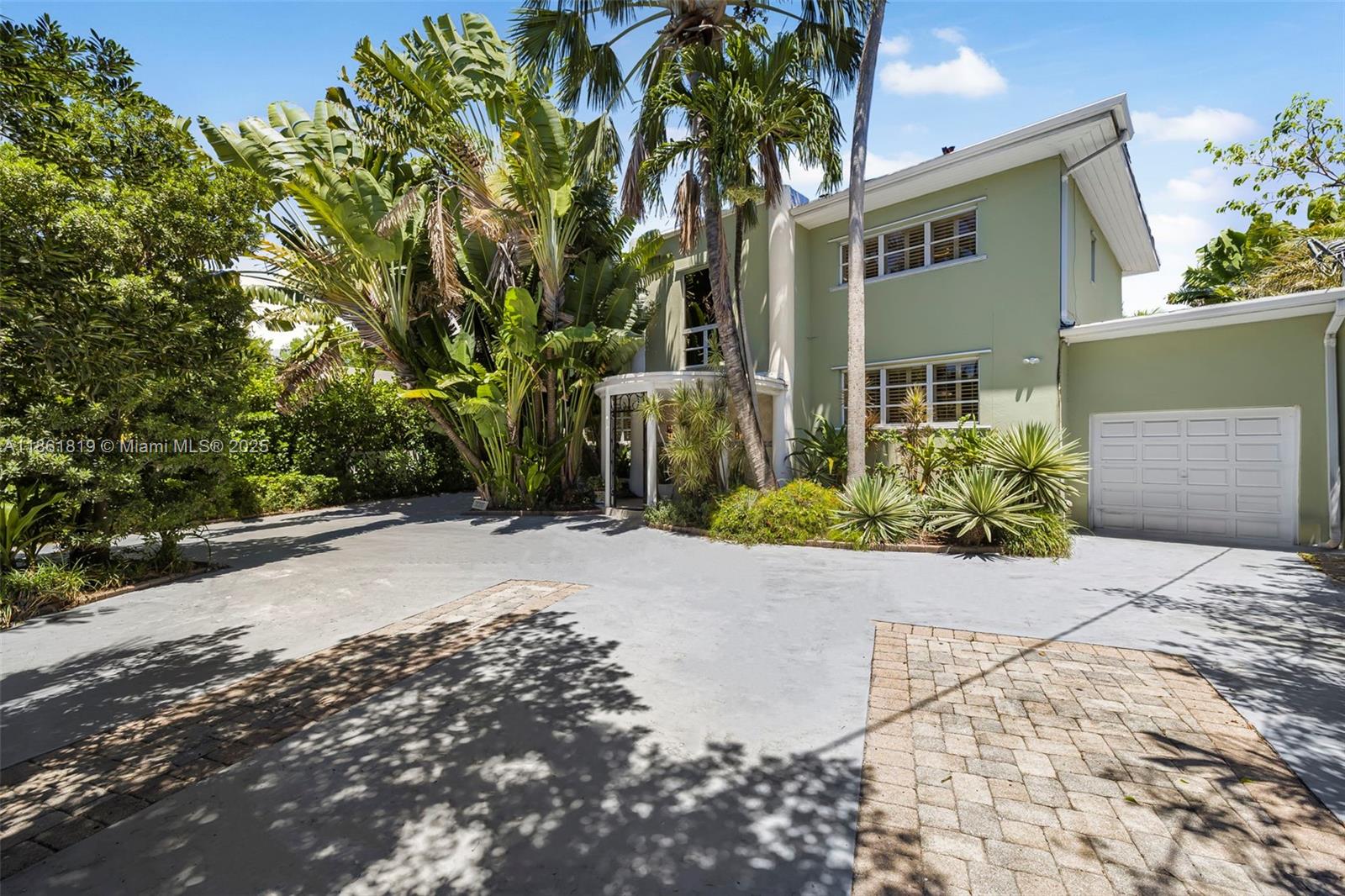 3180 N Bay Rd Miami Beach, FL 33140 3180 N Bay Rd Miami Beach, FL 33140