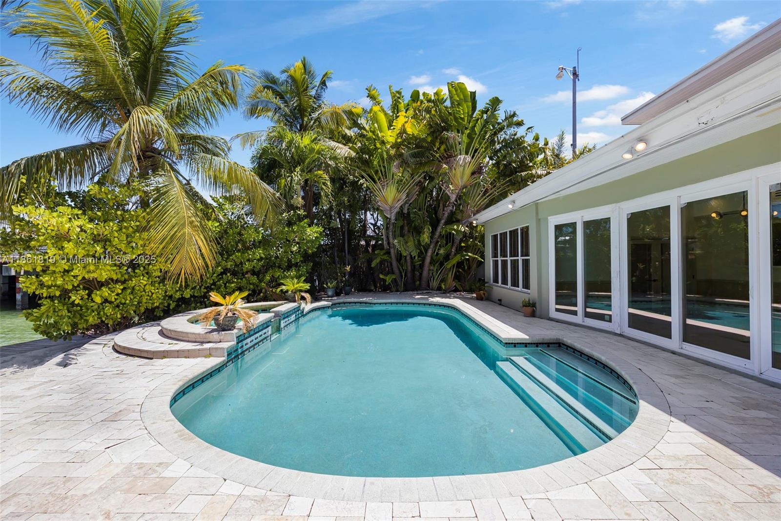 3180 N Bay Rd Miami Beach, FL 33140 3180 N Bay Rd Miami Beach, FL 33140