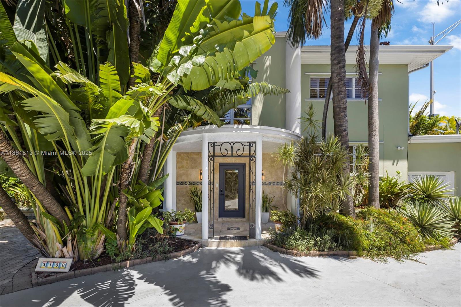 3180 N Bay Rd Miami Beach, FL 33140 3180 N Bay Rd Miami Beach, FL 33140