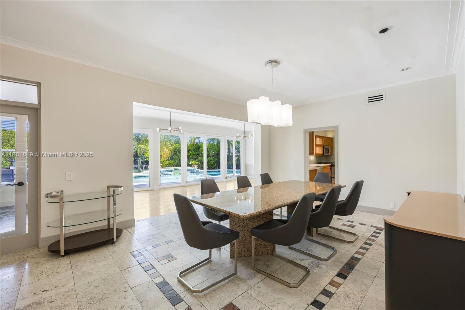 3180 N Bay Rd Miami Beach, FL 33140 3180 N Bay Rd Miami Beach, FL 33140