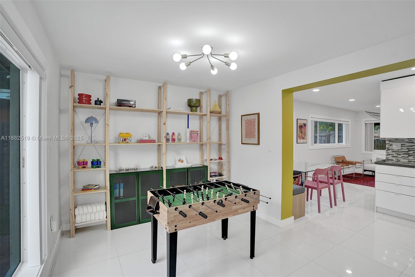 1605 NW 7th Ter Fort Lauderdale, FL 33311