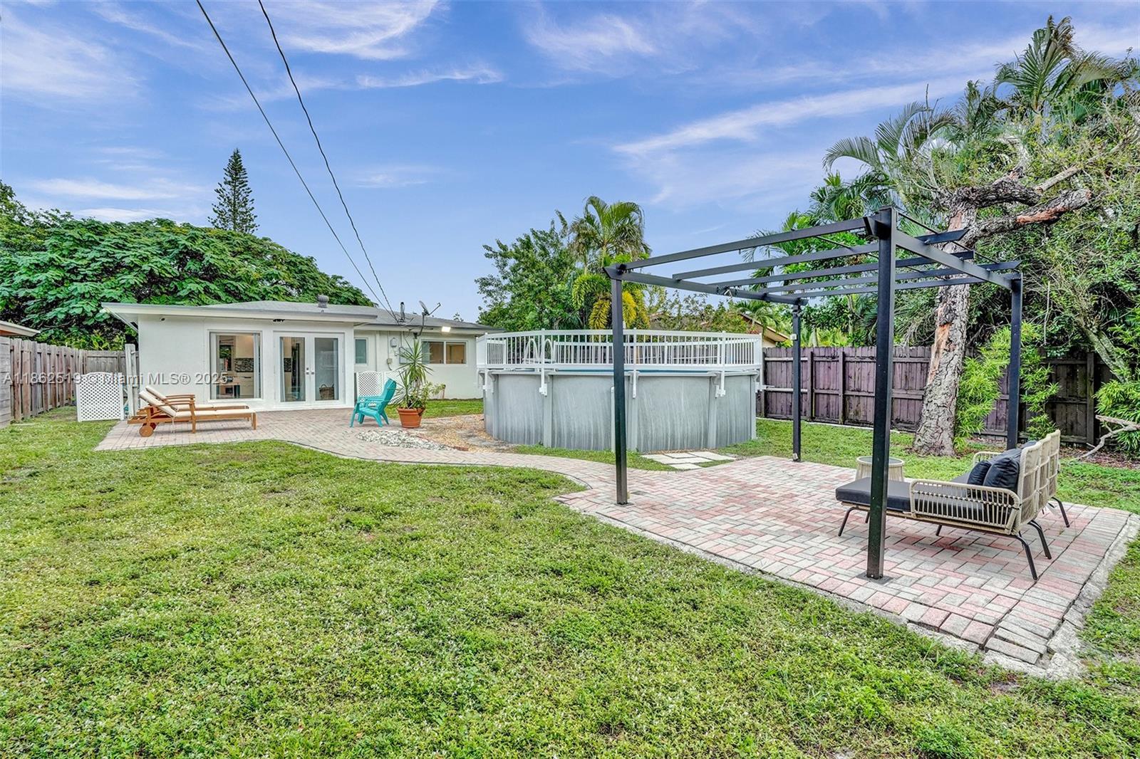 1605 NW 7th Ter Fort Lauderdale, FL 33311