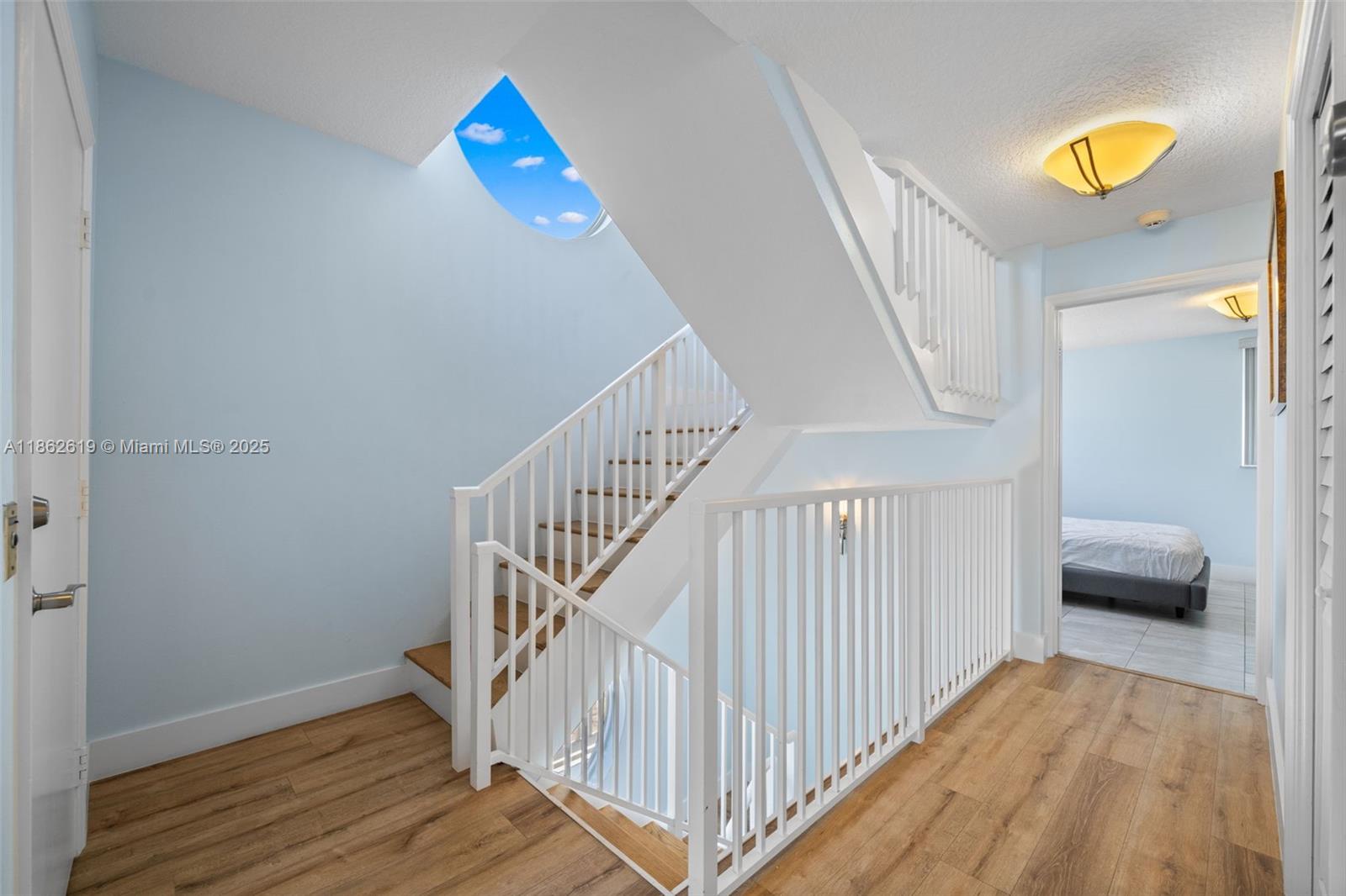 311 N Surf Rd #311 Hollywood, FL 33019