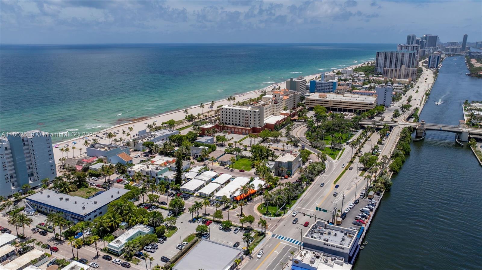 311 N Surf Rd #311 Hollywood, FL 33019