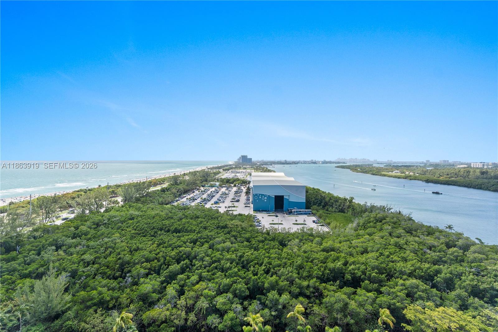 image Arlen House East29