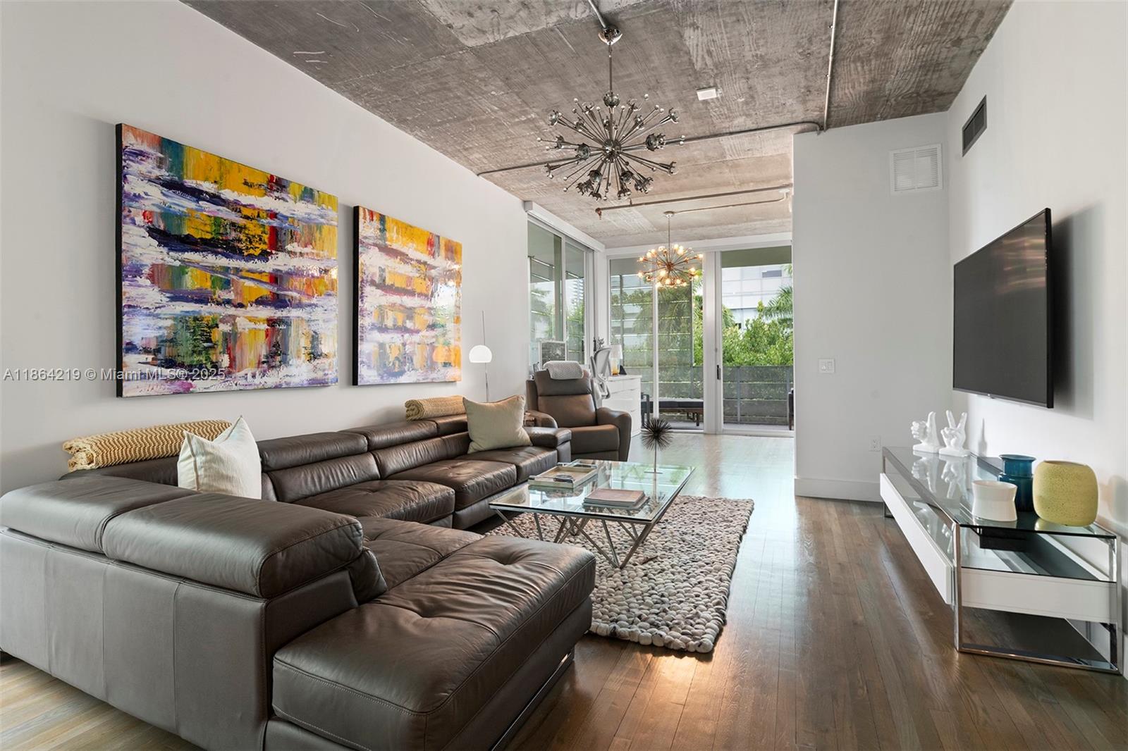 image The Montcllair Condo11