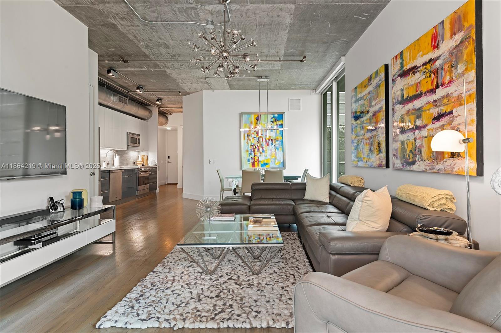 image The Montcllair Condo15