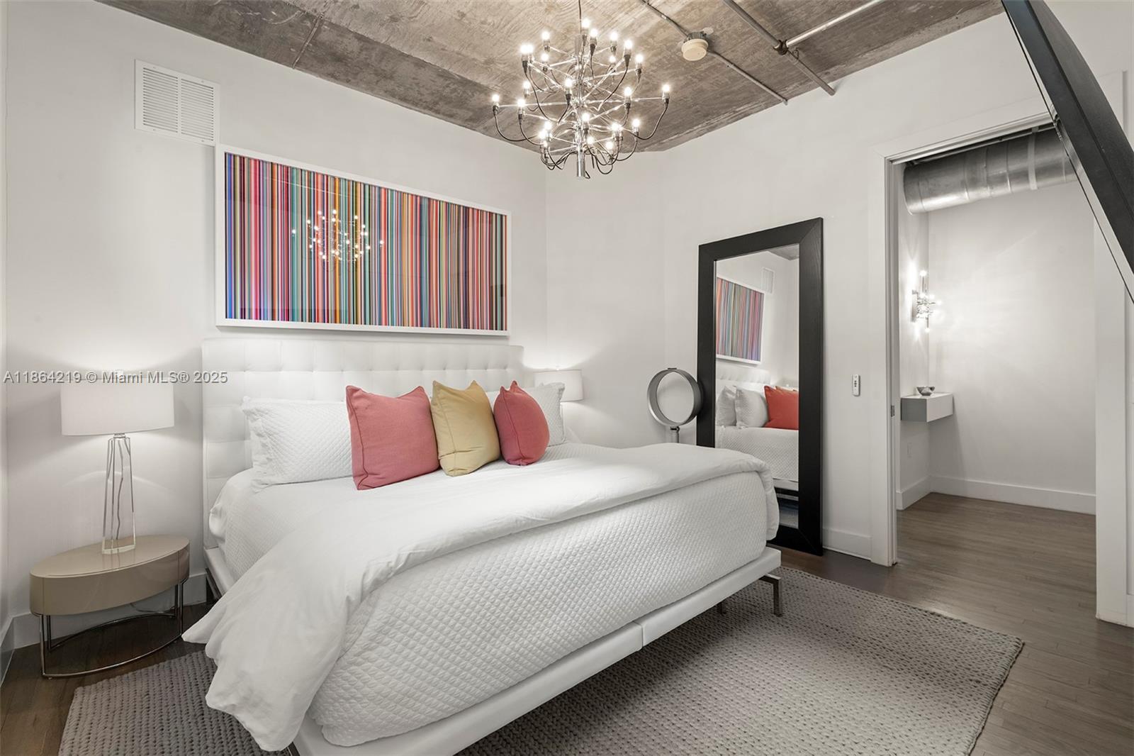 image The Montcllair Condo23