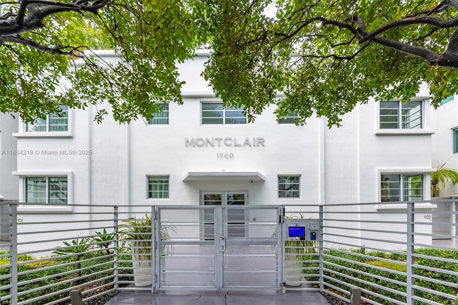 image The Montcllair Condo2