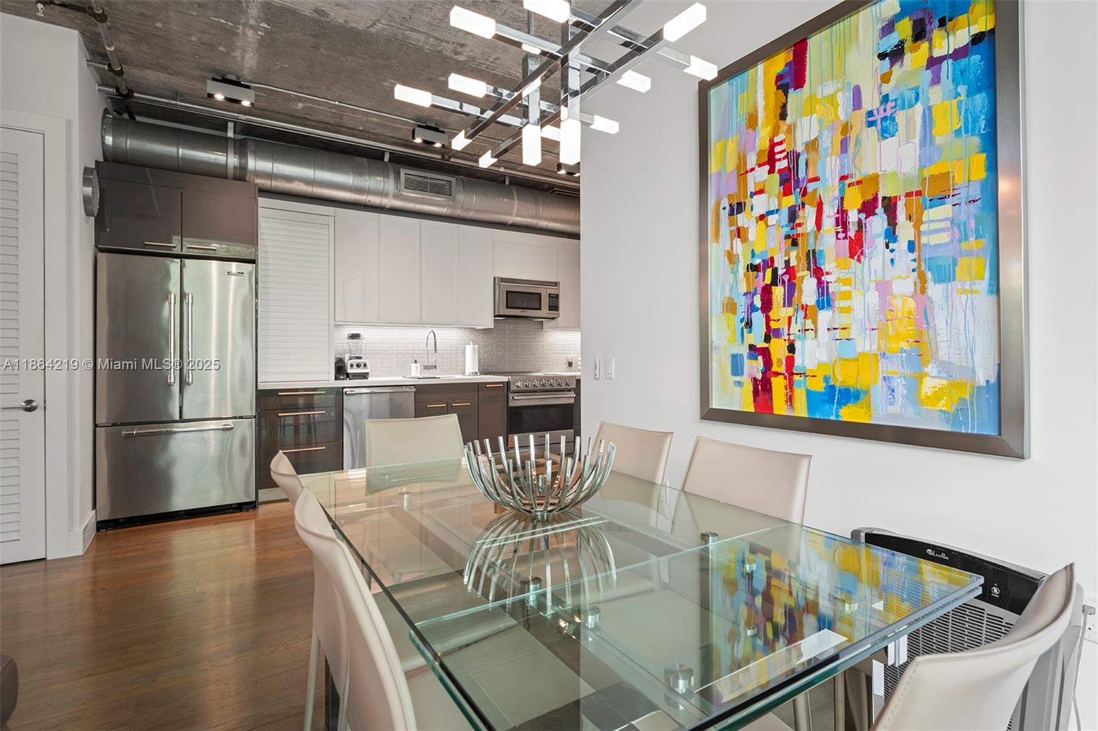 image The Montcllair Condo7