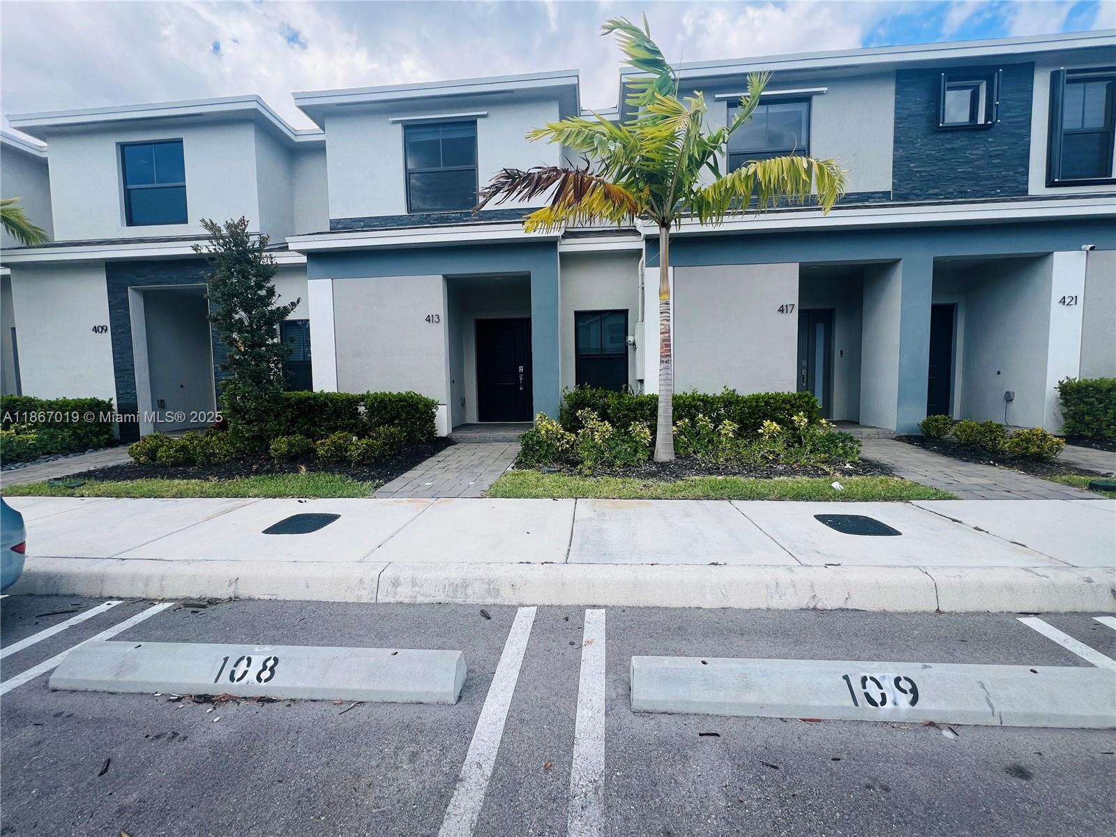 413 NE 1st Dr #413