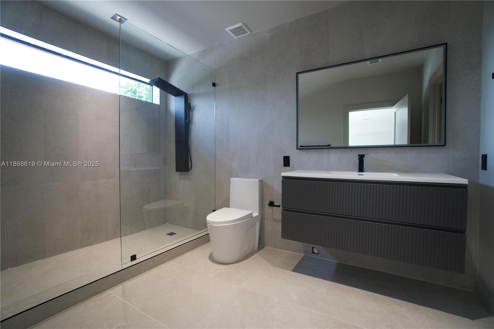 2155 SW 25th Ter Miami, FL 33133