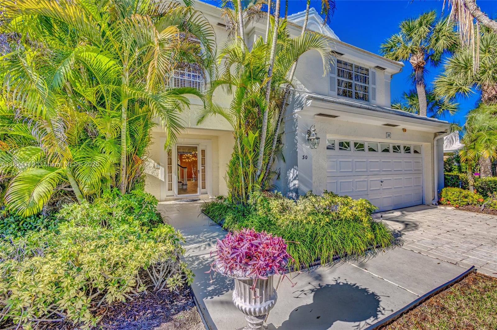 30 Windsor Ln