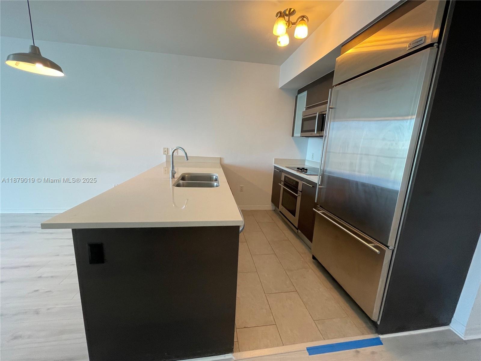 55 SE 6th St #3104