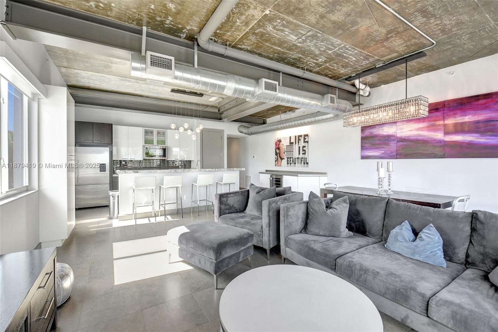 110 Se 2nd St #203