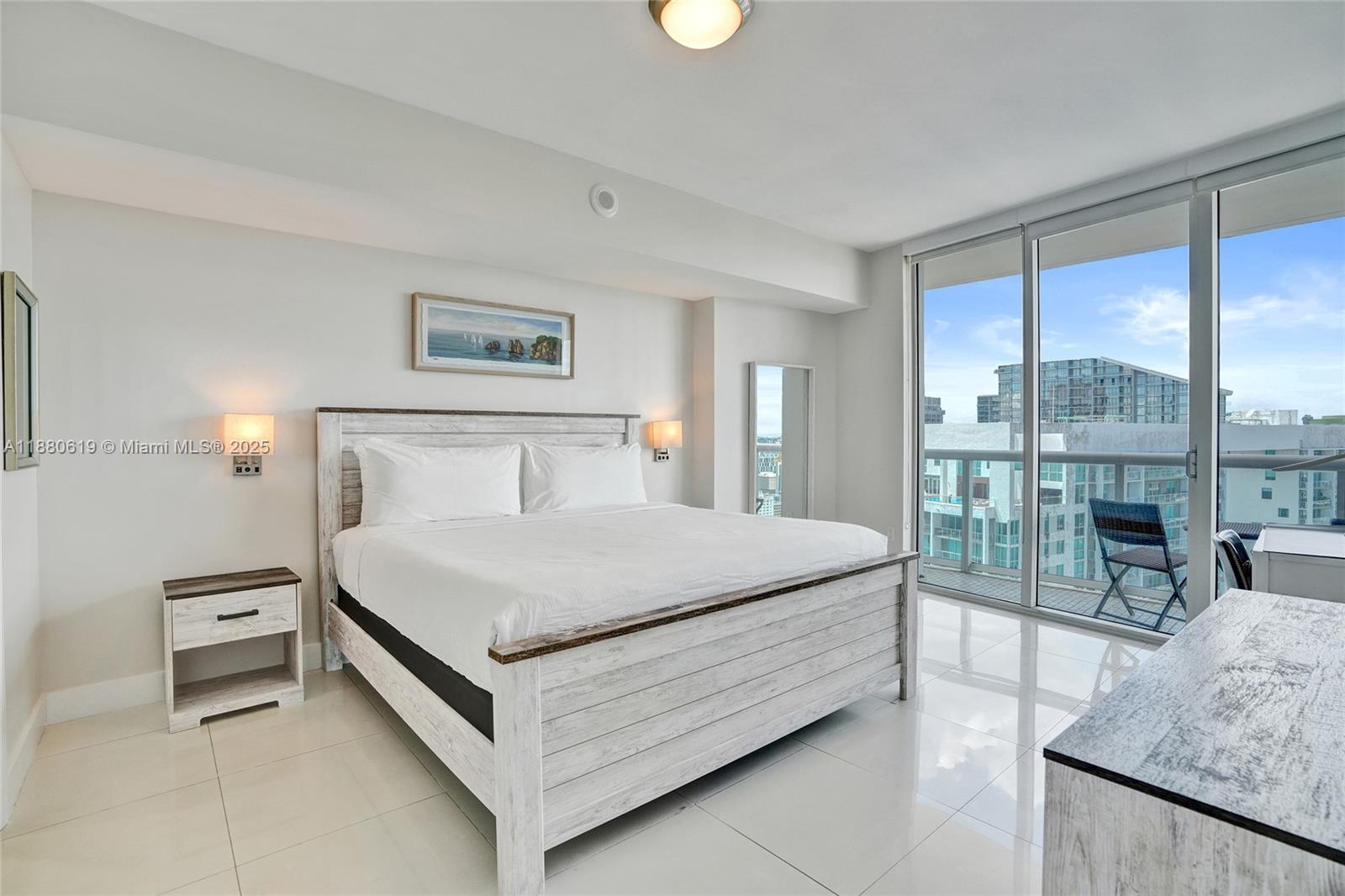 image Icon Brickell11