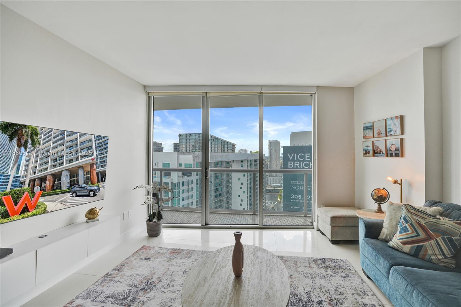 image Icon Brickell7